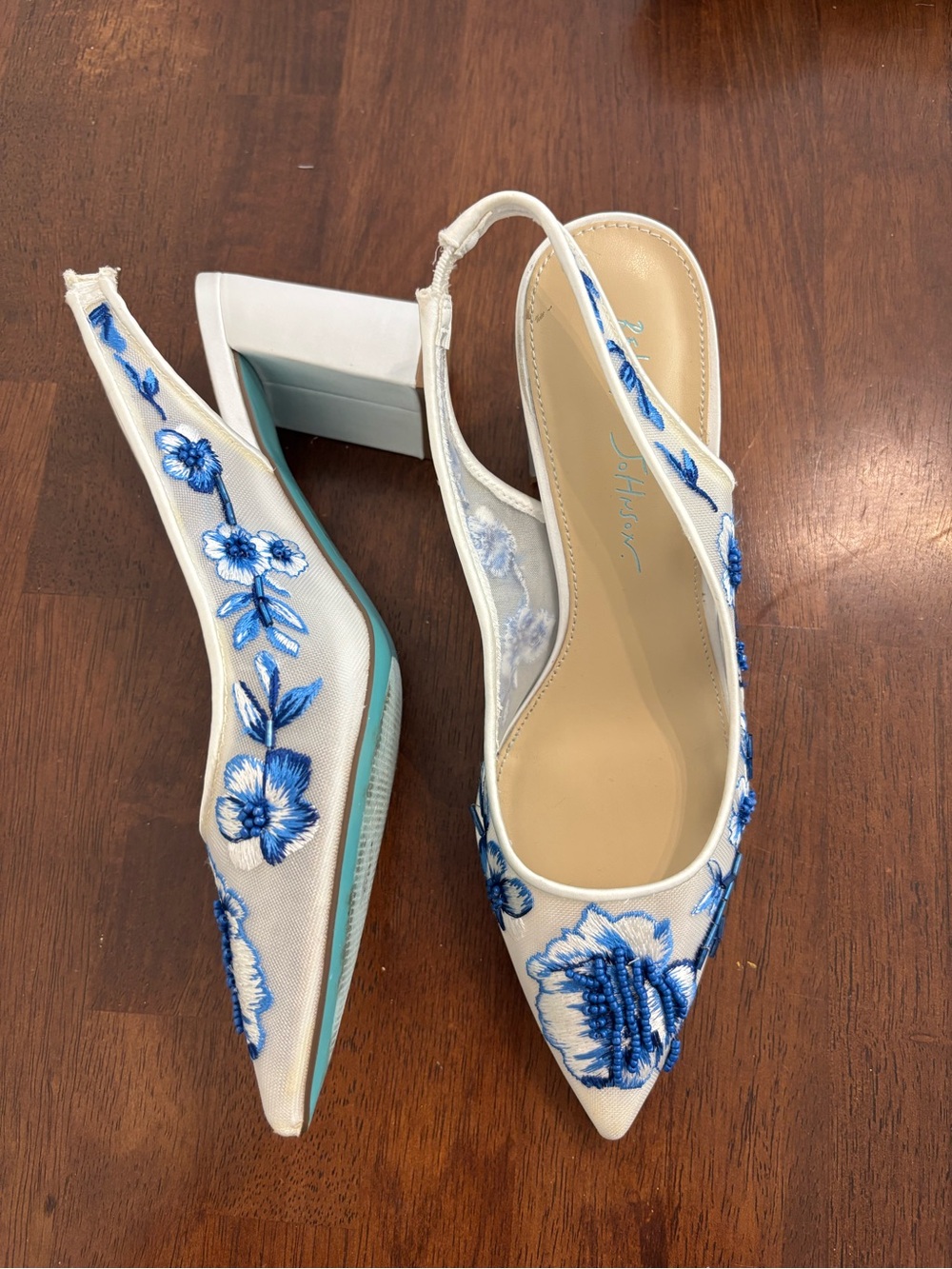Betsey Johnson White Slingback Pointed-Toe Mules with Blue Floral Embroidery - Picture 2 of 3